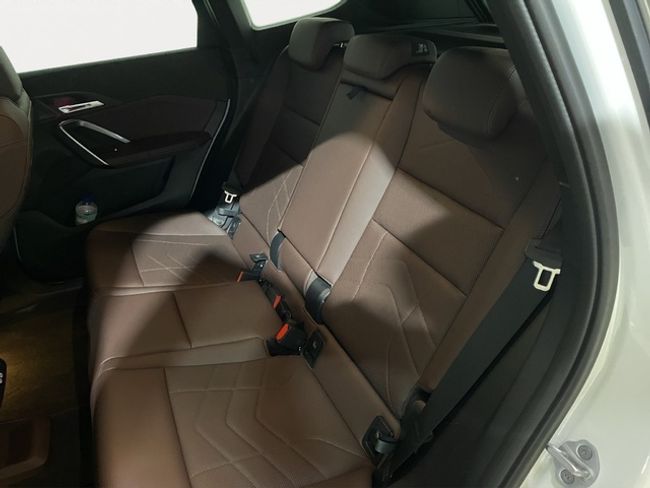 BMW iX1 edrive20 150 kw (204 cv)