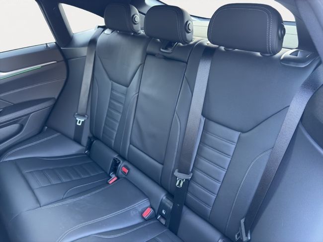 BMW i4 m50 400 kw (544 cv)