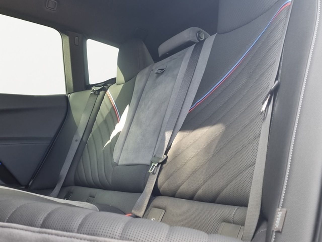 BMW iX xdrive45 300 kw (408 cv)   - Foto 10