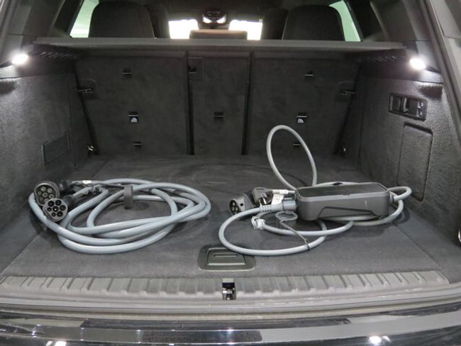 BMW iX xdrive45 300 kw (408 cv)