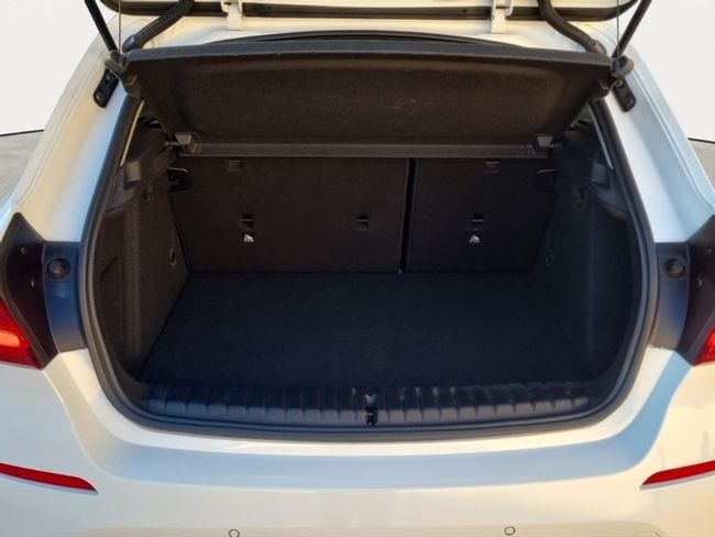 BMW Serie 1 118d business 110 kw (150 cv)