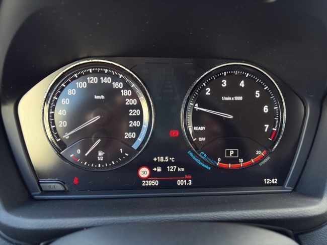 BMW X1 sdrive18i 103 kw (140 cv)