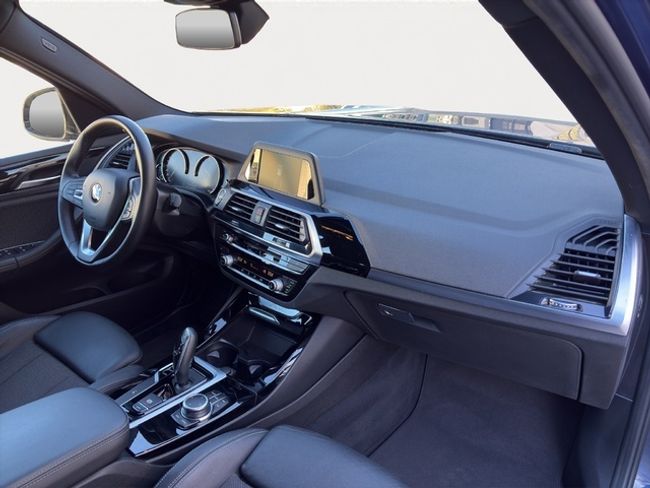 BMW X3 sdrive18d business 110 kw (150 cv)