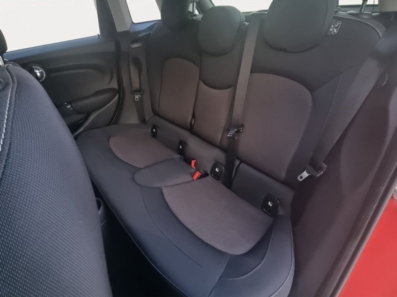 MINI Cooper  100 kw (136 cv)   - Foto 10