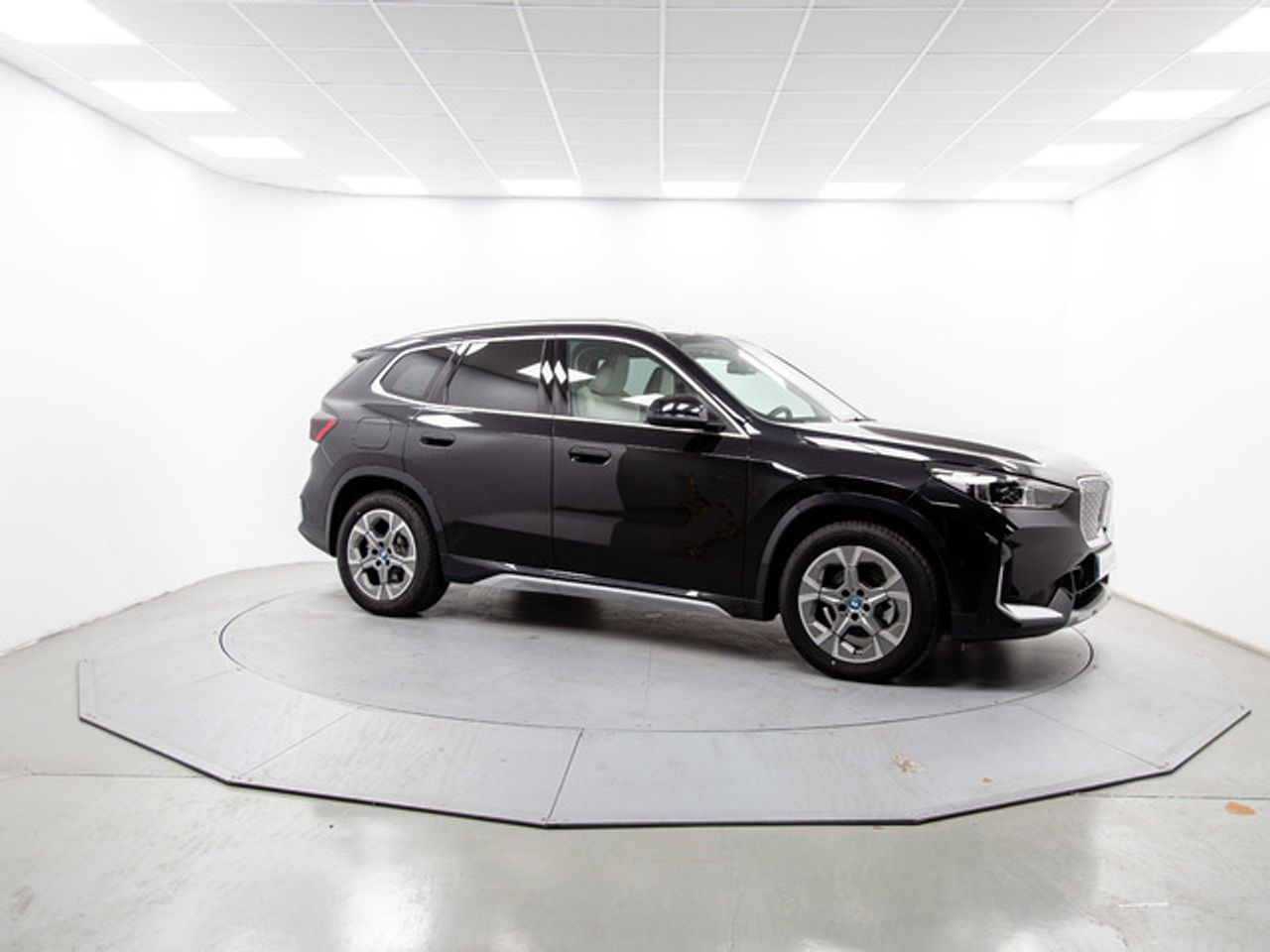 BMW iX1 edrive20 150 kw (204 cv)   - Foto 14