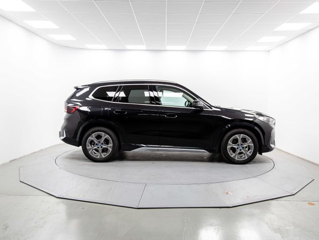 BMW iX1 edrive20 150 kw (204 cv)