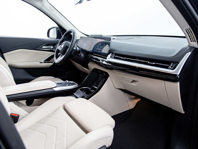 BMW iX1 edrive20 150 kw (204 cv)