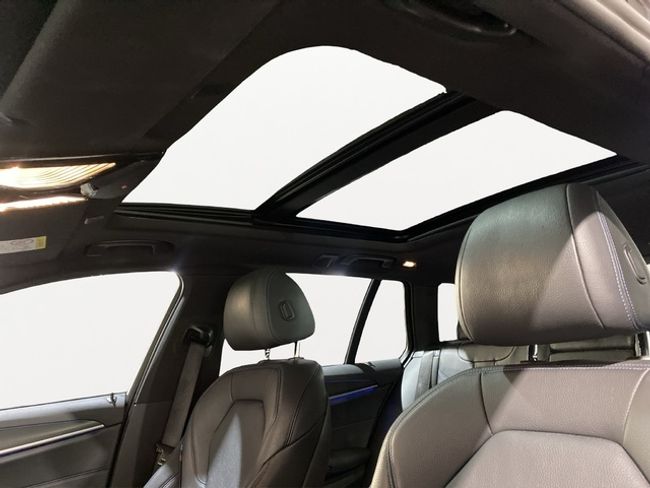 BMW Serie 5 530d xdrive touring 210 kw (286 cv)