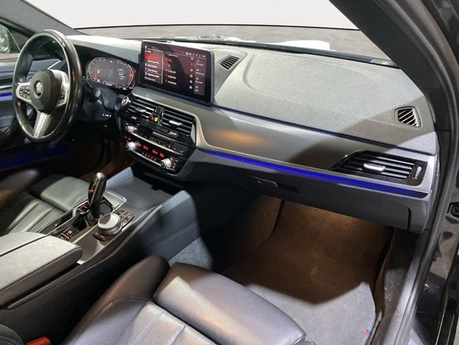 BMW Serie 5 530d xdrive touring 210 kw (286 cv)