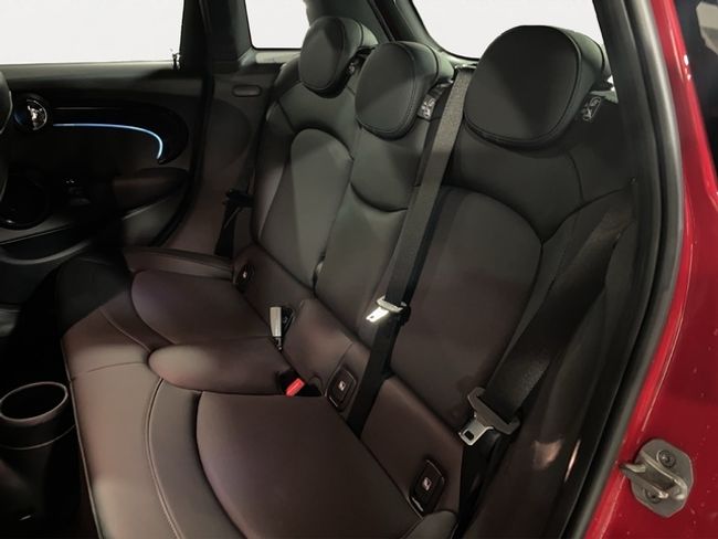 MINI Cooper  100 kw (136 cv)