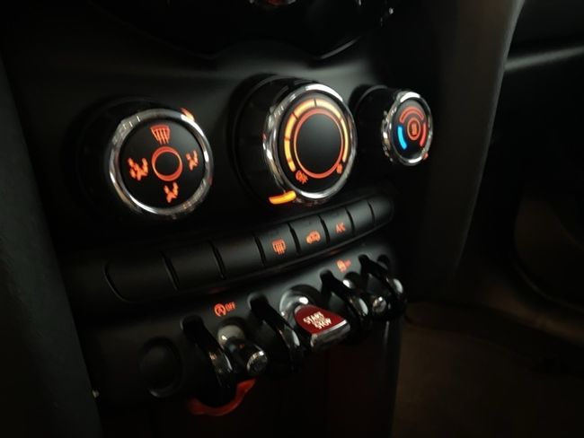 MINI Cooper one 75 kw (102 cv)