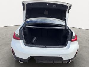 BMW Serie 3 320d 140 kw (190 cv)   - Foto 23
