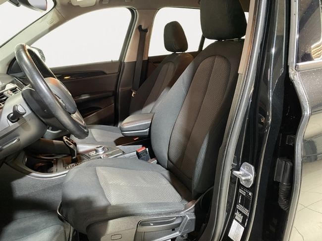 BMW X1 sdrive18d business 110 kw (150 cv)