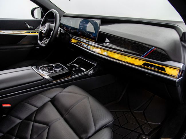 BMW Serie 7 740d xdrive 220 kw (299 cv)