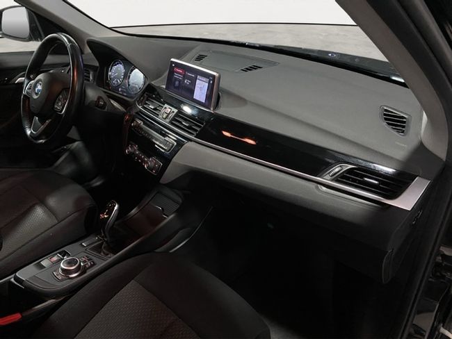 BMW X1 sdrive18d business 110 kw (150 cv)