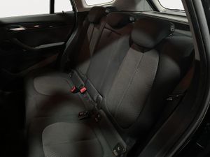 BMW X1 sdrive18d business 110 kw (150 cv)   - Foto 17