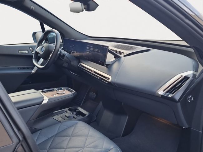 BMW iX xdrive50 385 kw (523 cv)