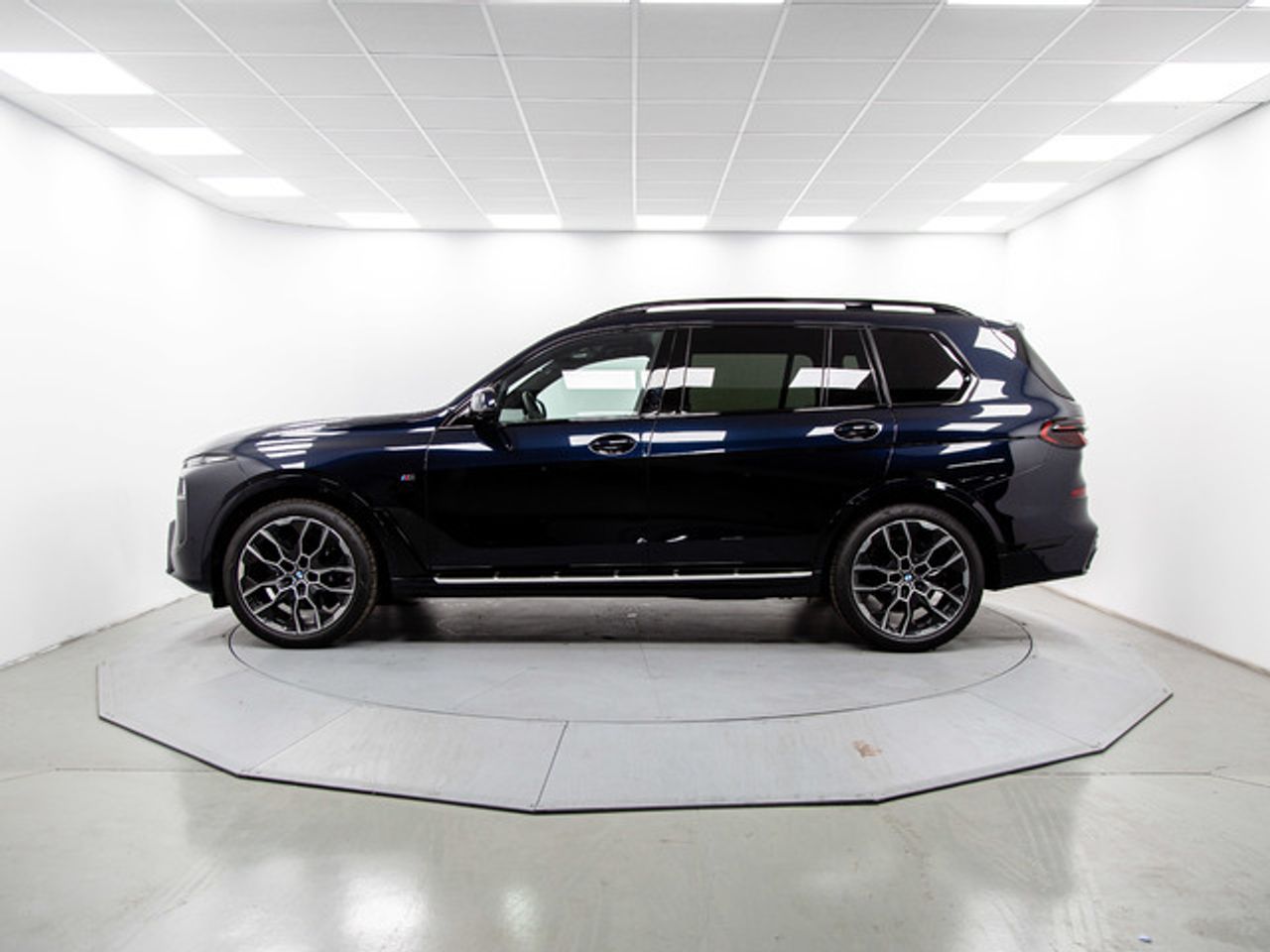 BMW X7 xdrive40d 259 kw (352 cv)   - Foto 4