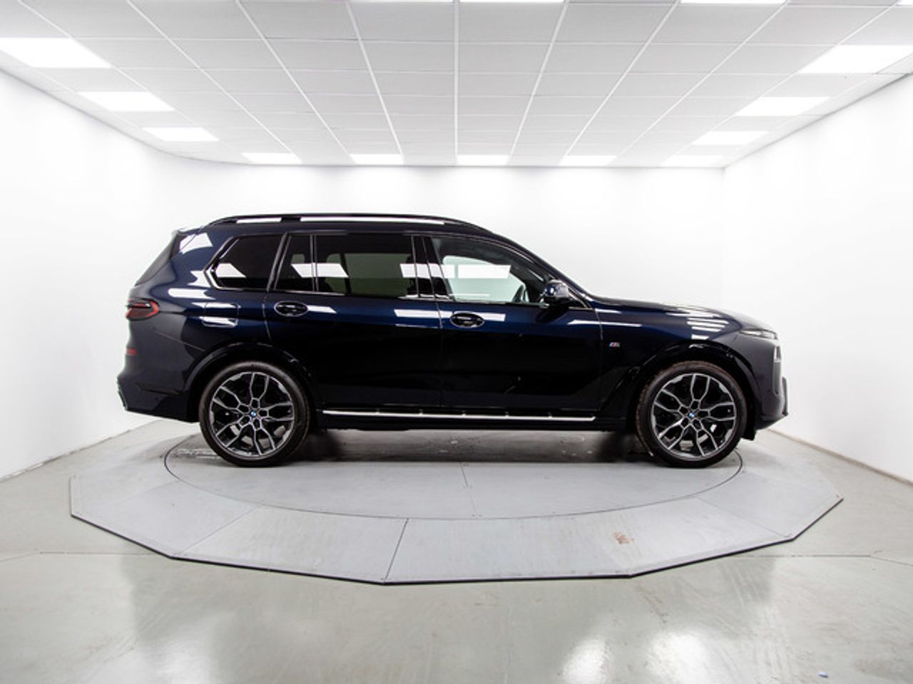 BMW X7 xdrive40d 259 kw (352 cv)   - Foto 13