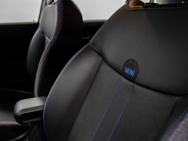 MINI Cooper  c 115 kw (156 cv)