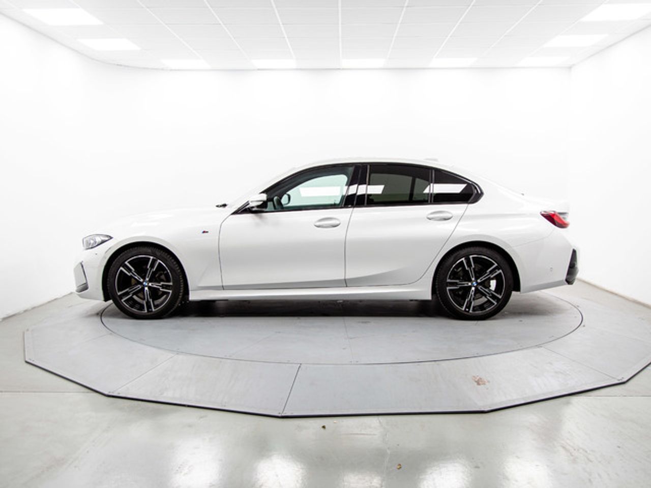 BMW Serie 3 320d 140 kw (190 cv)   - Foto 4
