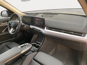 BMW iX1 xdrive30 230 kw (313 cv)   - Foto 15