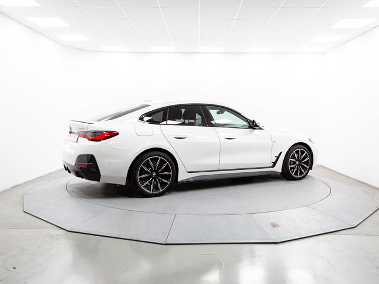 BMW Serie 4 420d gran coupe 140 kw (190 cv)  2024 Diésel - Foto 12