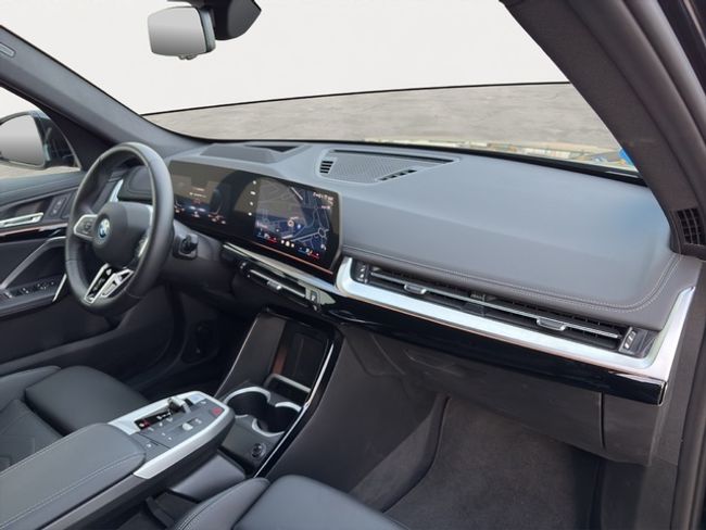 BMW iX1 edrive20 150 kw (204 cv)