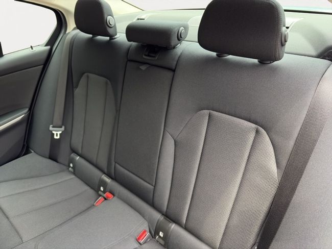 BMW Serie 3 318d 110 kw (150 cv)