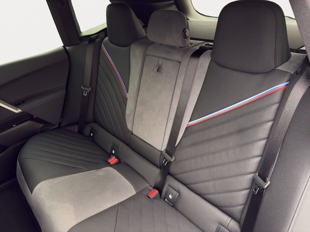 BMW iX xdrive60 400 kw (544 cv)   - Foto 10