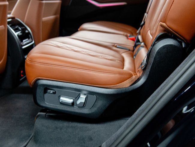 BMW X7 xdrive40d 259 kw (352 cv)