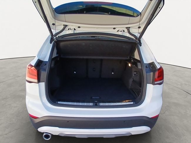 BMW X1 sdrive18i 103 kw (140 cv)