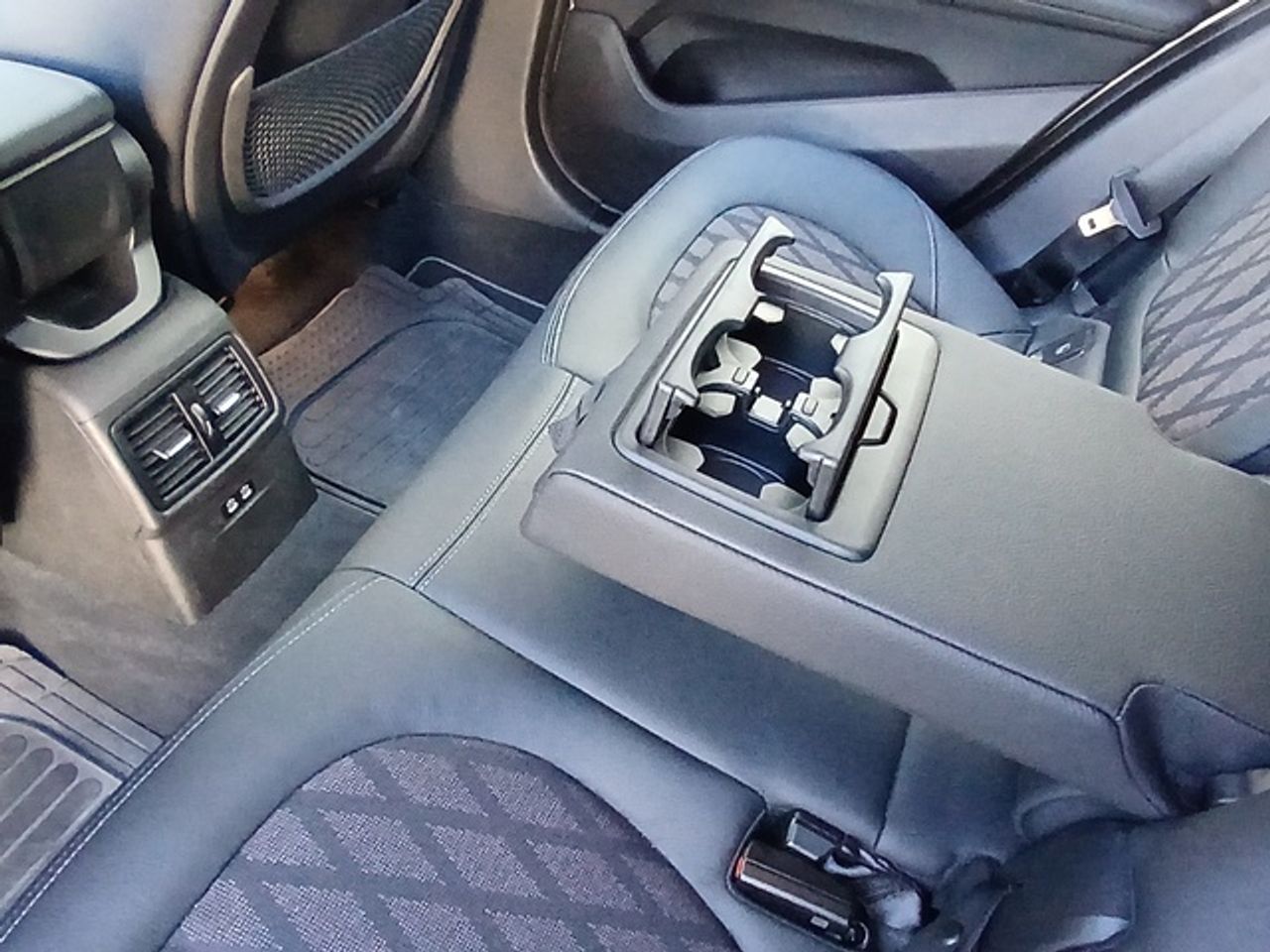BMW X1 sdrive18i 103 kw (140 cv)  2020 Gasolina - Foto 12