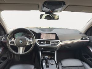 BMW Serie 3 320d 140 kw (190 cv)   - Foto 13