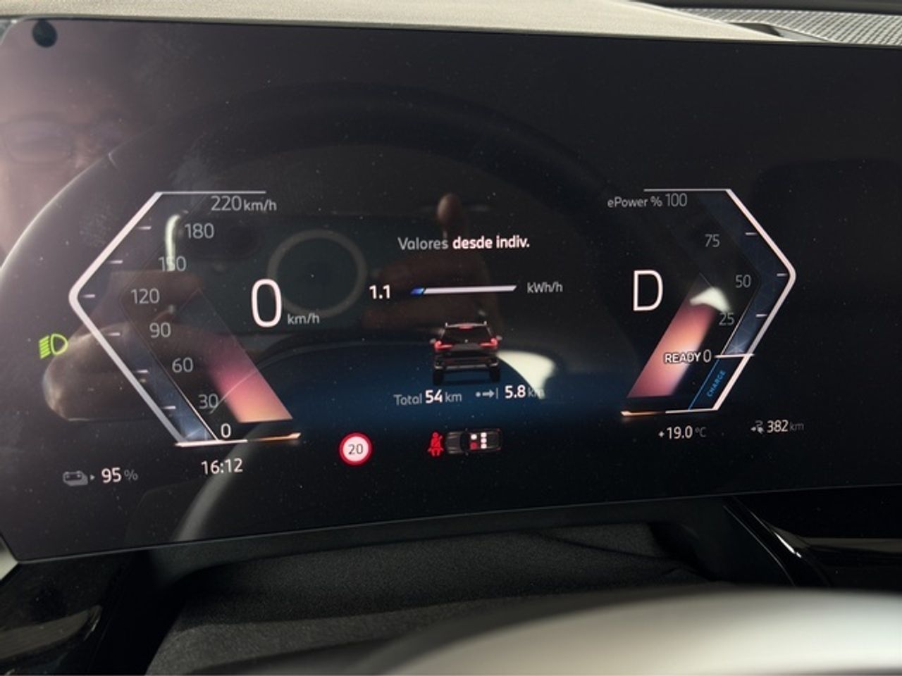 BMW iX1 xdrive30 230 kw (313 cv)  2025 Eléctrico - Foto 14