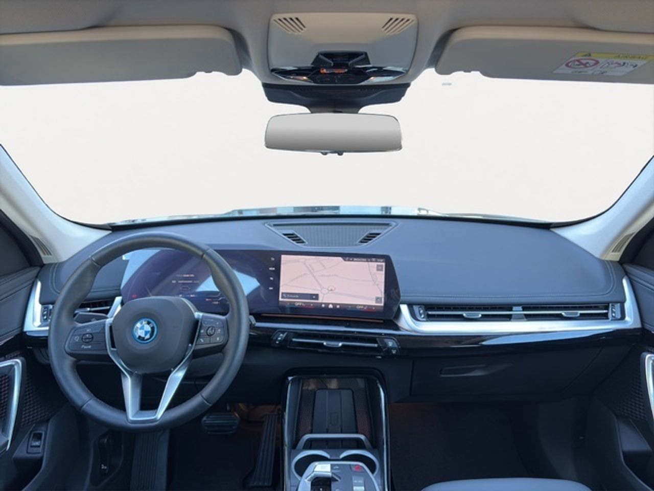 BMW iX1 xdrive30 230 kw (313 cv)  2025 Eléctrico - Foto 8