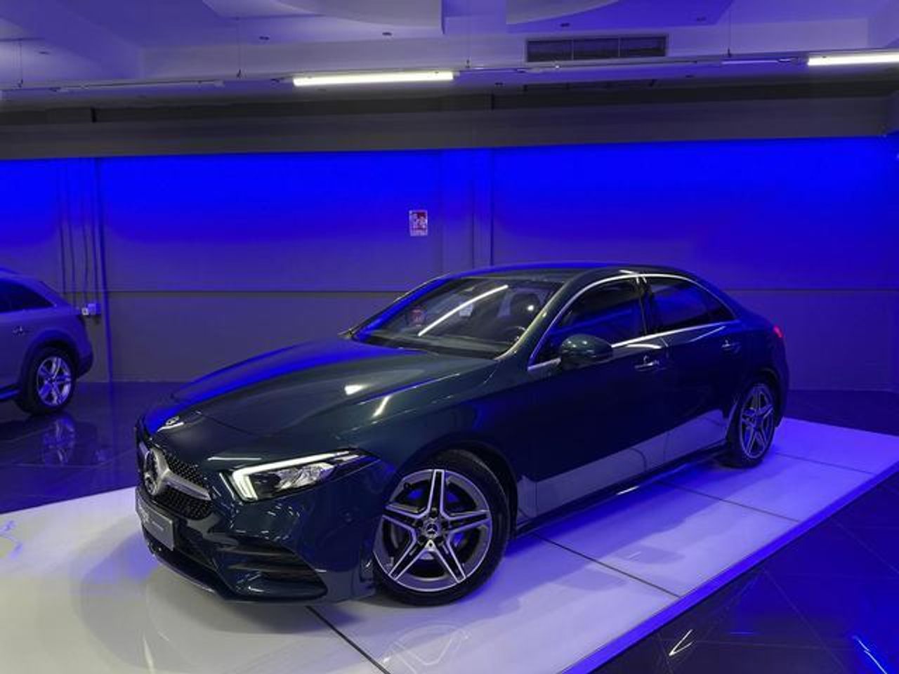Mercedes Clase A 200 sedán 120 kw (163 cv)   - Foto 5