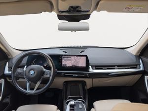 BMW X1 sdrive18d 110 kw (150 cv)  2022 Diésel - Foto 13