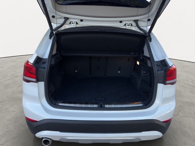 BMW X1 xdrive25e 162 kw (220 cv)