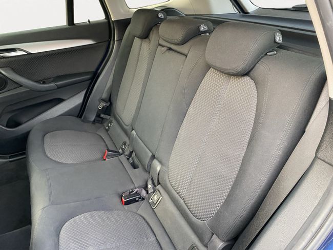 BMW X1 sdrive18d business 110 kw (150 cv)