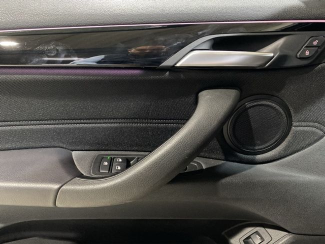 BMW X2 sdrive18d business 110 kw (150 cv)