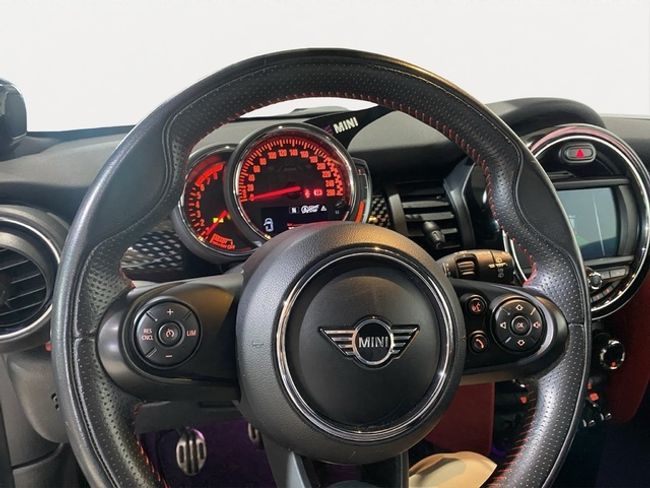 MINI Cooper john  works 170 kw (231 cv)