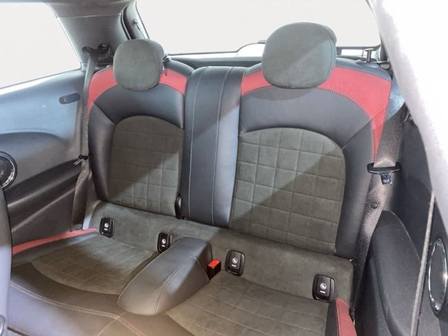 MINI Cooper john  works 170 kw (231 cv)