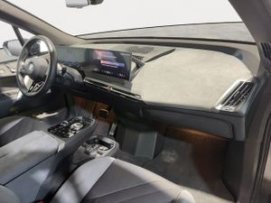 BMW iX xdrive60 400 kw (544 cv)   - Foto 15