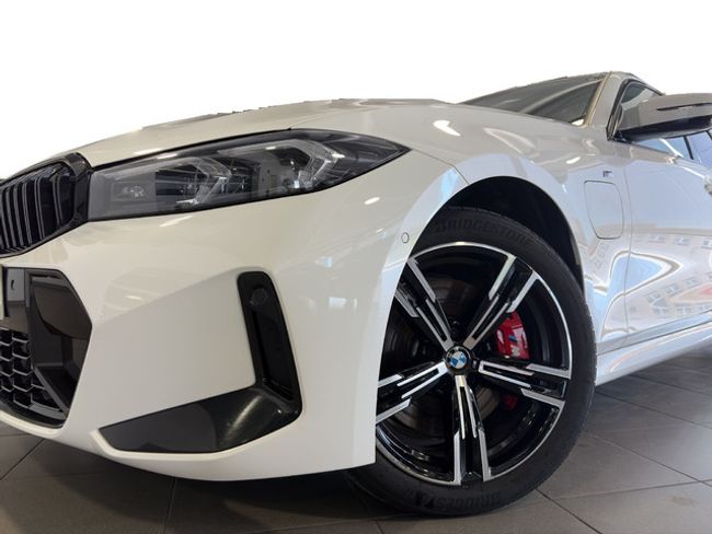 BMW Serie 3 330e 215 kw (292 cv)