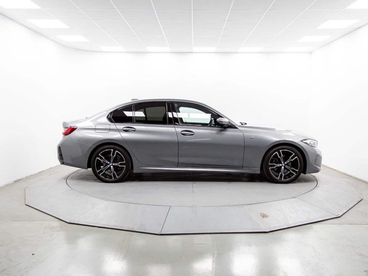BMW Serie 3 320d 140 kw (190 cv)   - Foto 13