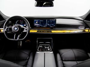 BMW Serie 7 740d xdrive 220 kw (299 cv)   - Foto 13