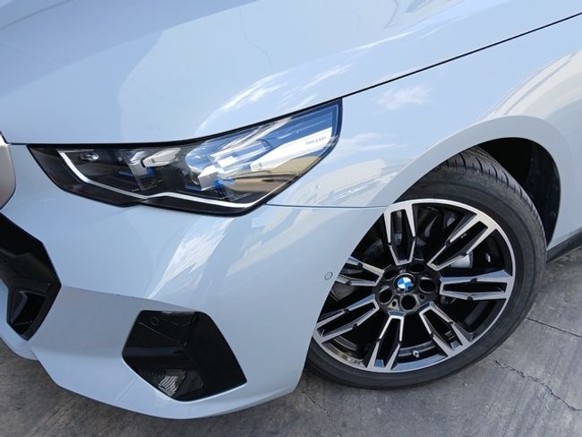 BMW i5 edrive40 250 kw (340 cv)