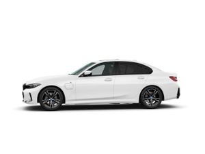BMW Serie 3 330e 215 kw (292 cv)  2024 Híbrido (Gasolina) - Foto 9