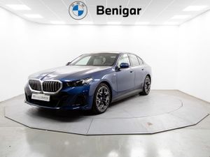 BMW Serie 5 550e xdrive 360 kw (490 cv)  2025 Híbrido (Gasolina) - Foto 2